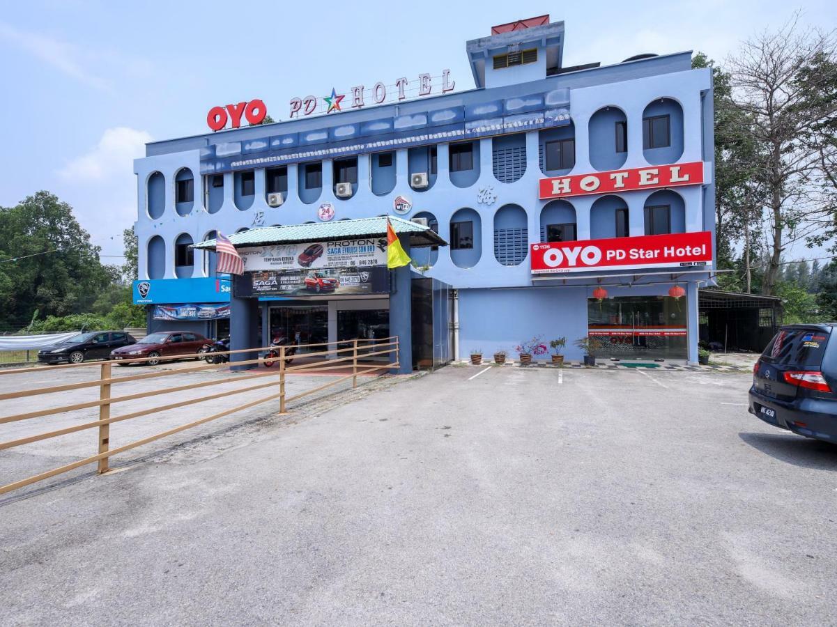 OYO 1136 Pd Star Hotel Port Dickson Exterior foto